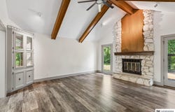 6506 S 89th Circle, Ralston, NE 68127