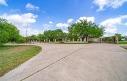 5548 County Road 81, Robstown, TX 78380