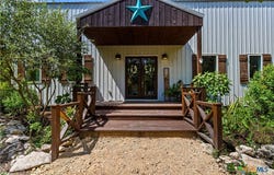 420 Private Road 2843, Edna, TX 77957