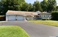 49 Green Manor Avenue, Windsor, CT 06095