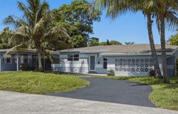 2250 Gulfstream Dr, Miramar, FL 33023
