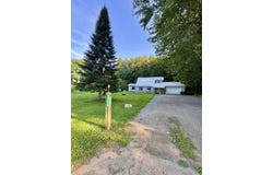 9462 E Colby Road, Crystal, MI 48818