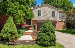 7737 Collingwood Drive, Brighton, MI 48114