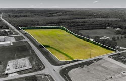 HWY 218 Bypass & Fairgrounds Rd, PARIS, TN 38242