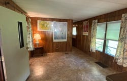 105 AZALEA CIR., HONEY BROOK, PA 19344