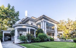 920 E Victory Drive, Savannah, GA 31405