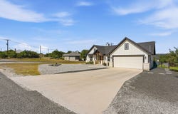 101 N Jerry Gray, Blanco, TX 78606