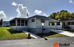 105 Clairmont Avenue, Debary, FL 32713