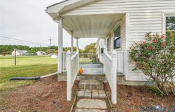 12187 General Mahone Highway, Wakefield, VA 23888