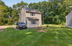 17 W Cedar Rd, Norfolk, MA 02056