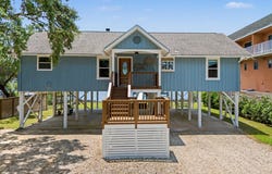 2301 Surf Road, Panacea, FL 32346