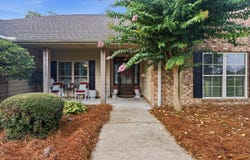 54 Joshbury, Laurel, MS 39443