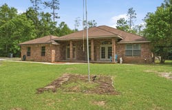 5111 W Pilgrim Trail, Molino, FL 32577
