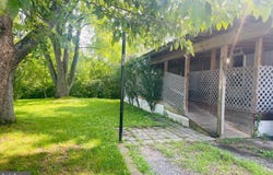 563 PINE Drive, YORK, PA 17406