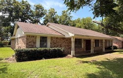 1402 Circle Drive, Cooper, TX 75432