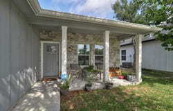 350 N 10th, Aransas Pass, TX 78336