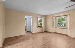 2544 34TH Ave, Longview, WA 98632