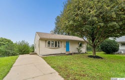 4052 Valley Circle, Omaha, NE 68105