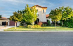 172 Omaha Avenue, Clovis, CA 93619