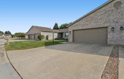 512 Stonecrest Drive, Savoy, IL 61874