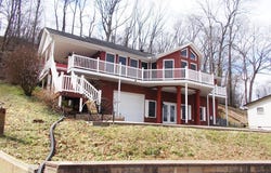 696 Stirling Rd, CAMDEN, TN 38320