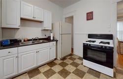 139 Fordham DR (upper), Buffalo, NY 14216