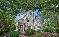 2705 Lovers Lane, St Joseph, MO 64506