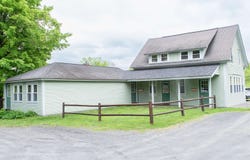 5863 Vermont Route 14, Royalton, VT 05068