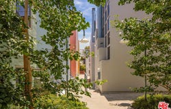 2433 28th St, Santa Monica, CA 90405