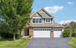 3604 Sawgrass Trail S, Eagan, MN 55123