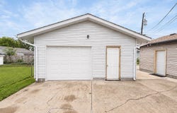 1660 Sunset Drive, Columbus, NE 68601