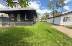 1317 E Muir Avenue, Hazel Park, MI 48030