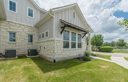 105 Harborside Dr, San Marcos, TX 78666