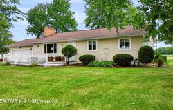 455 S Vernon Road, Corunna, MI 48817