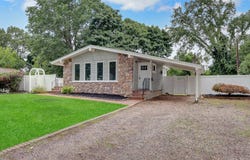 47 Hayrick Lane, Commack, NY 11725