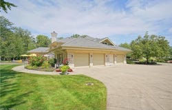 735 Hardwick Drive, Aurora, OH 44202