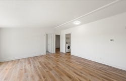910 S 4th Ave, Pasco, WA 99301