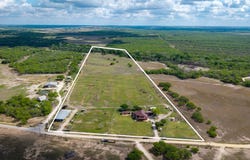 165 Pr 8250, Kenedy, TX 78151