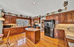8281 Cardington Dr, Roanoke, VA 24019