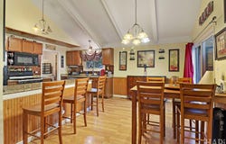 214 Augusta Drive, McHenry, IL 60050