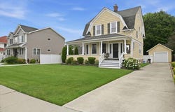 991 Cottage Place, Baldwin, NY 11510