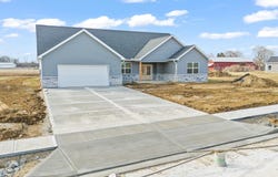 2650 Pleasant View Drive, Troy, OH 45373