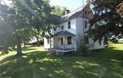 15760 N Palmyra Road, Diamond, OH 44412