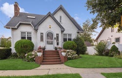 80 Dobson Avenue, Merrick, NY 11566