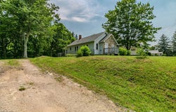 2060 S Broadway, Geneva, OH 44041