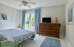 12870 Whiddon Ave, Cedar Key, FL 32625