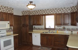 539 N 9th Ave, Broken Bow, NE 68822