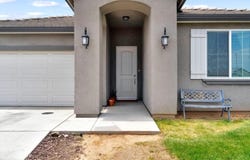 1121 Wasatch Drive, Madera, CA 93638