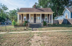1106 E Bowie Street, Marshall, TX 75670