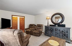 211 Rothrock Avenue, Richmond, MO 64085